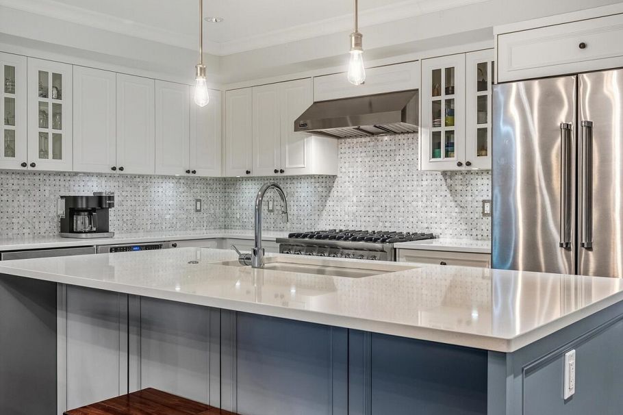 100 656 W 13th Avenue Vancouver, BC - 7