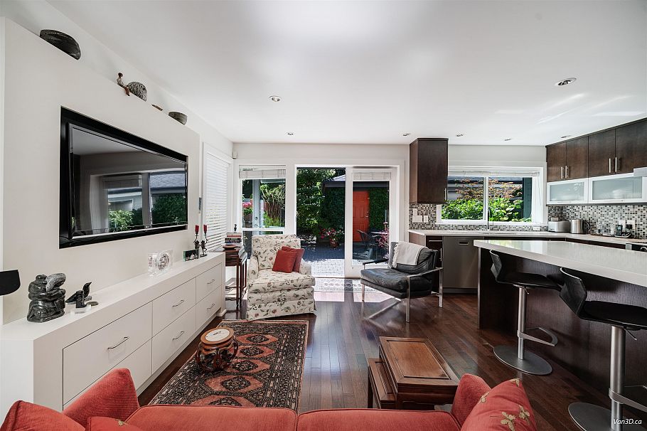 1744 W 14th Avenue Vancouver, BC - 7