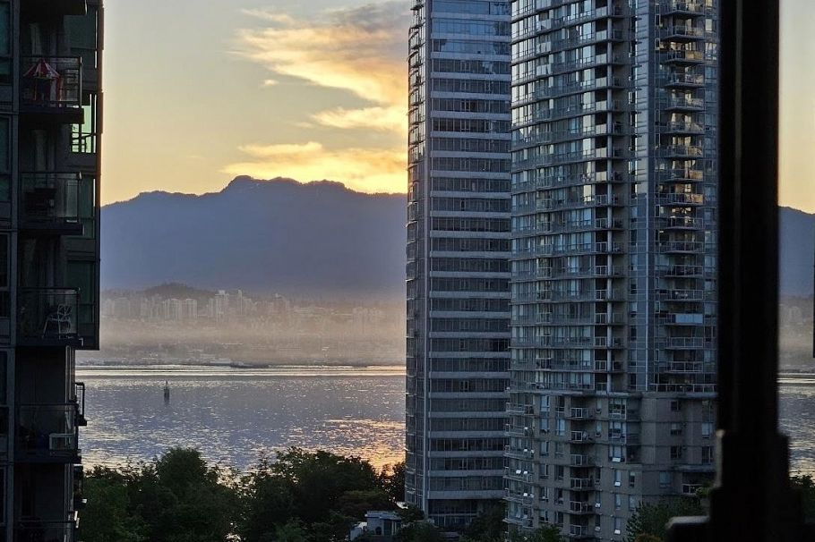 909 1331 W Georgia Street Vancouver, BC - 1