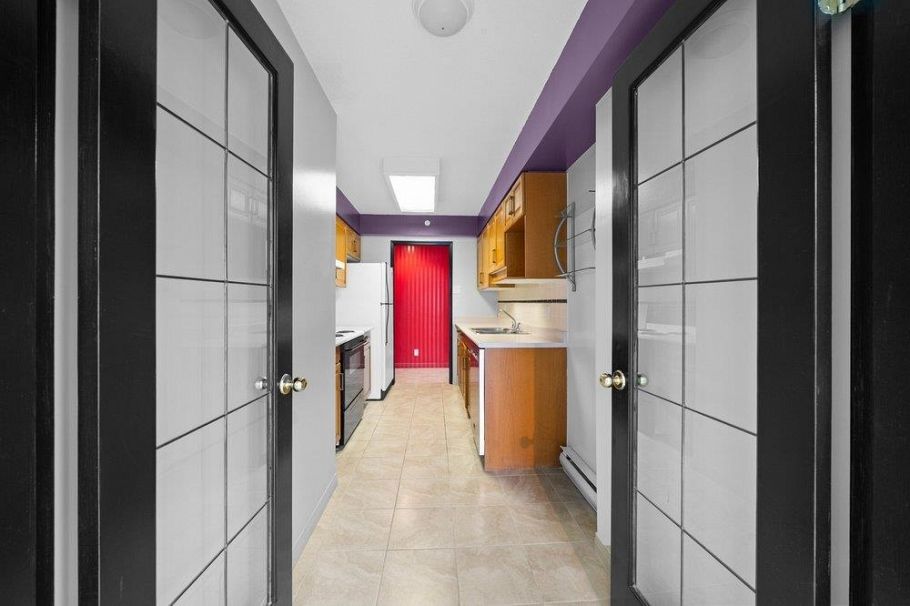 503 1111 Haro Street Vancouver, BC - 11