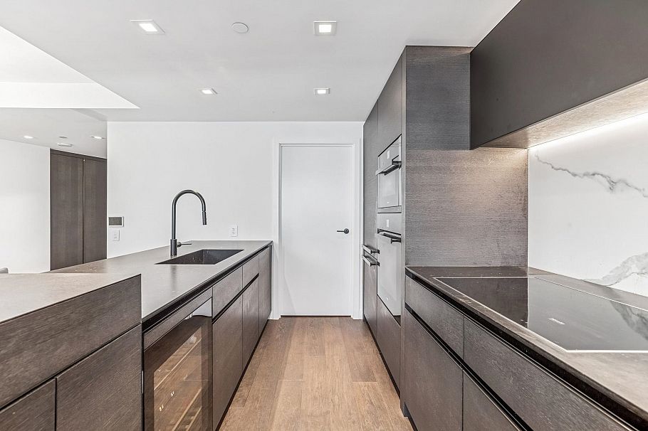 2103 620 Cardero Street West Vancouver, BC - 21