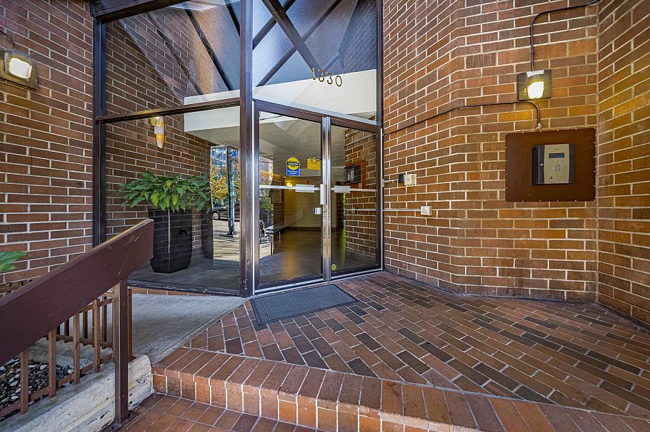 610 1330 Burrard Street Vancouver, BC - 22