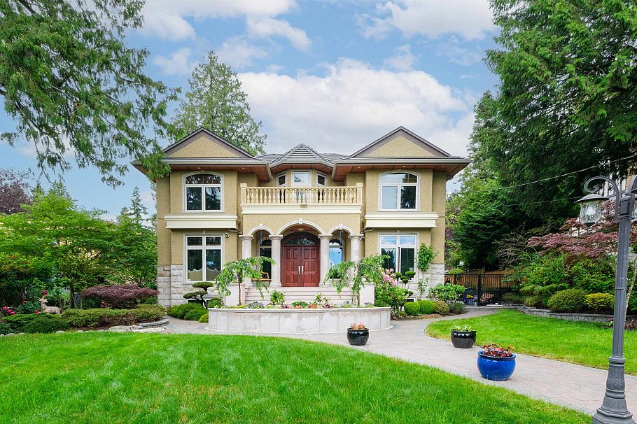 2769 W 49th Avenue Vancouver, BC - 2