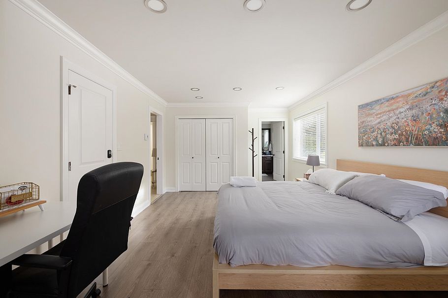 4050 St. Pauls Avenue North Vancouver, BC - 22