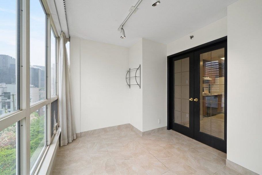 503 1111 Haro Street Vancouver, BC - 10