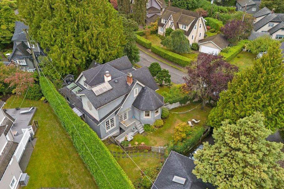 1926 Aspen Avenue Vancouver, BC - 38