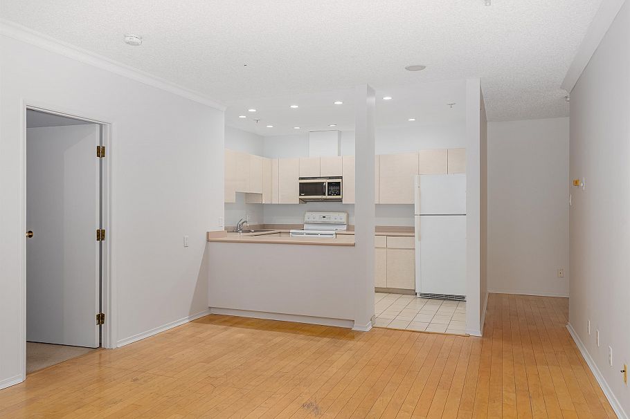 1108 1177 Hornby Street Vancouver, BC - 6