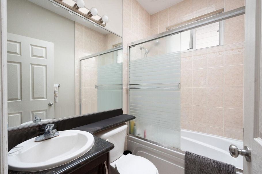 2870 Mcgill Street Vancouver, BC - 11