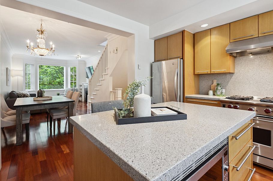 930 W 13th Avenue Vancouver, BC - 11