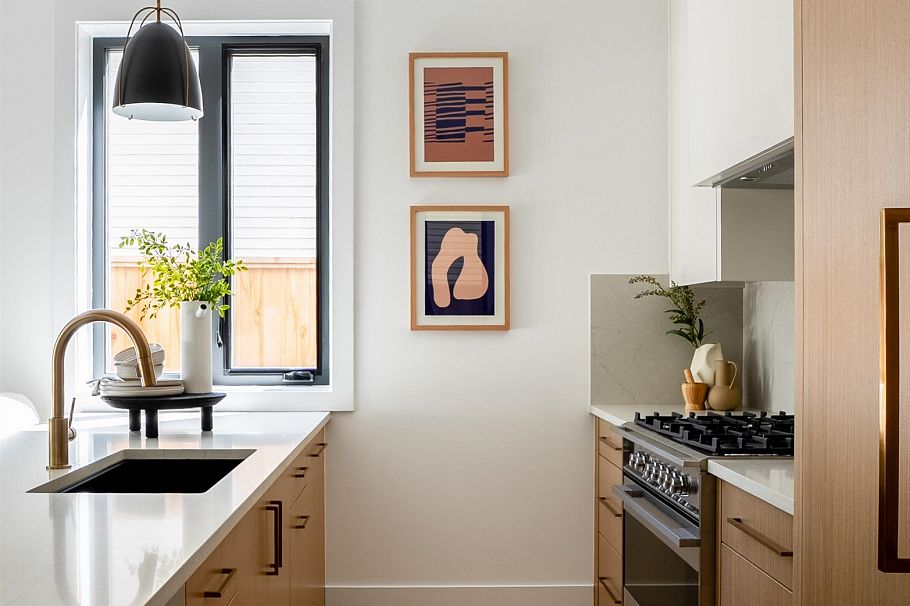 1 356 E 40th Avenue Vancouver, BC - 3