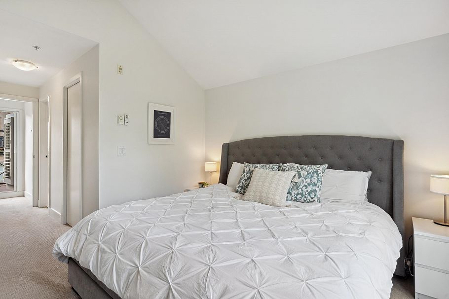 930 W 13th Avenue Vancouver, BC - 14