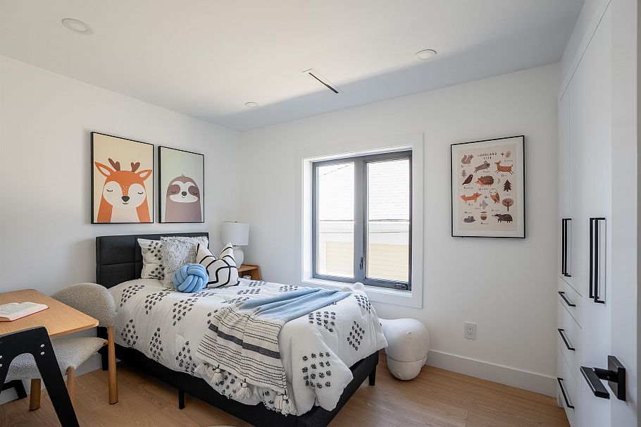 1 356 E 40th Avenue Vancouver, BC - 17