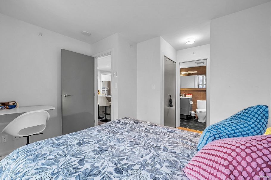 309 161 W Georgia Street Vancouver, BC - 16