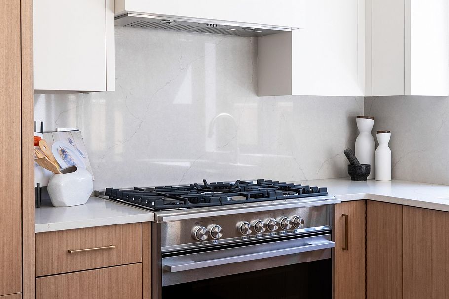 2 356 E 40th Avenue Vancouver, BC - 3