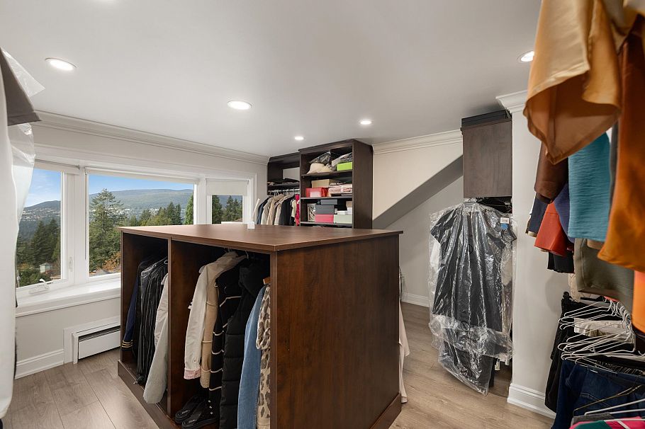 4050 St. Pauls Avenue North Vancouver, BC - 19