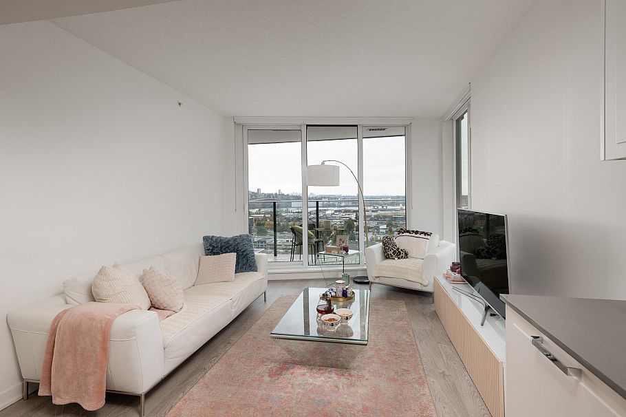 1705 1401 Hunter Street North Vancouver, BC - 14