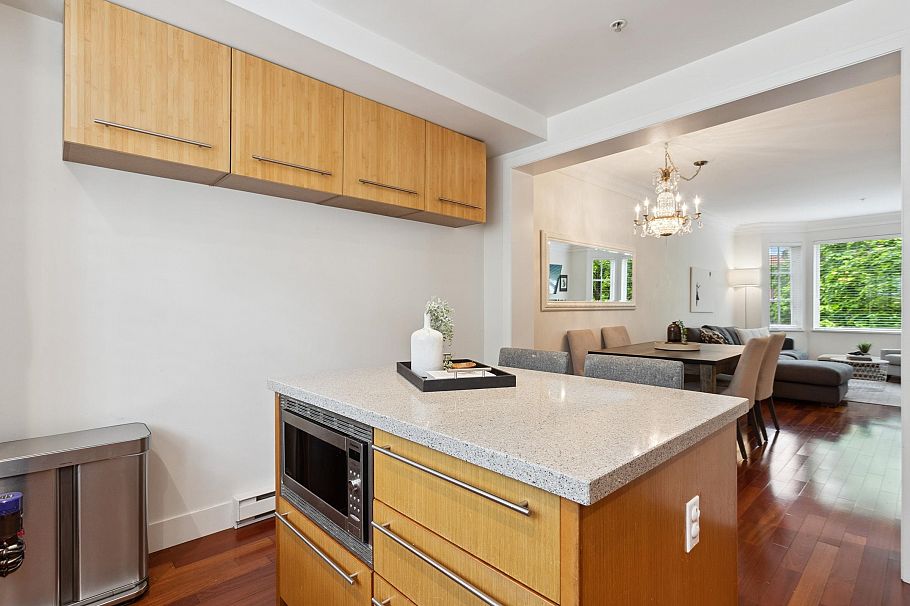 930 W 13th Avenue Vancouver, BC - 10