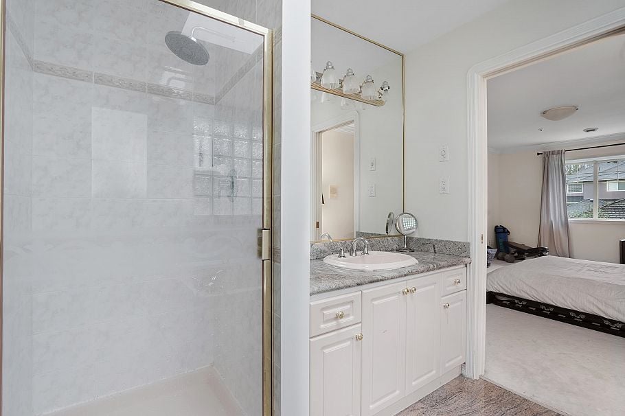 3263 W 38th Avenue Vancouver, BC - 20