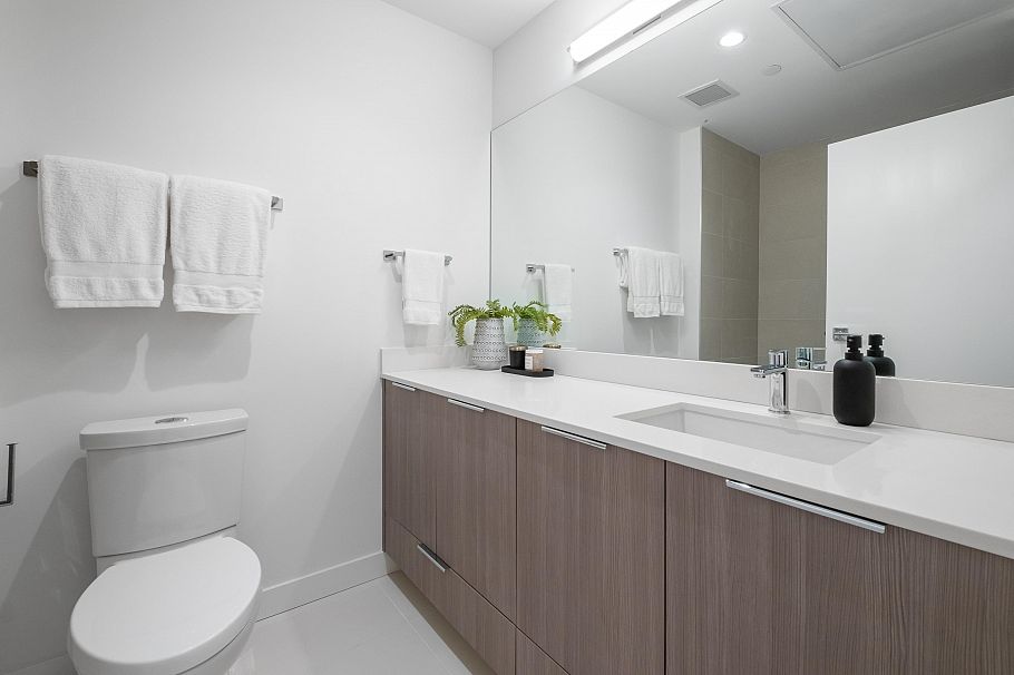 2602 1401 Hunter Street North Vancouver, BC - 23