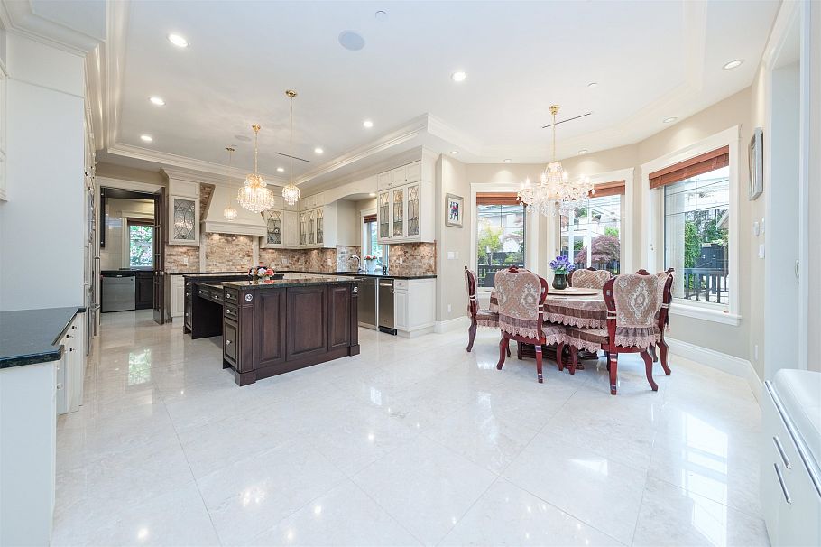 2769 W 49th Avenue Vancouver, BC - 13