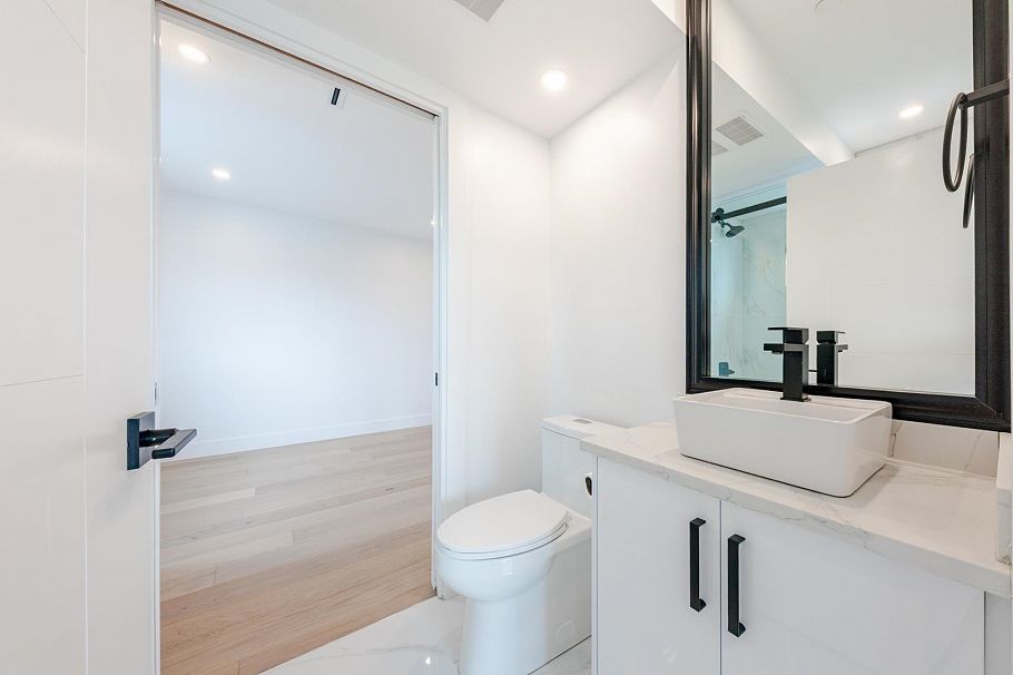 2723 Turner Street Vancouver, BC - 29