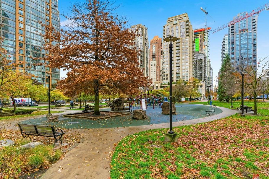 804 1225 Richards Street Vancouver, BC - 30