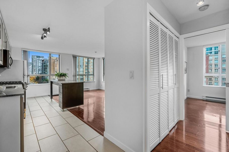 804 1225 Richards Street Vancouver, BC - 13