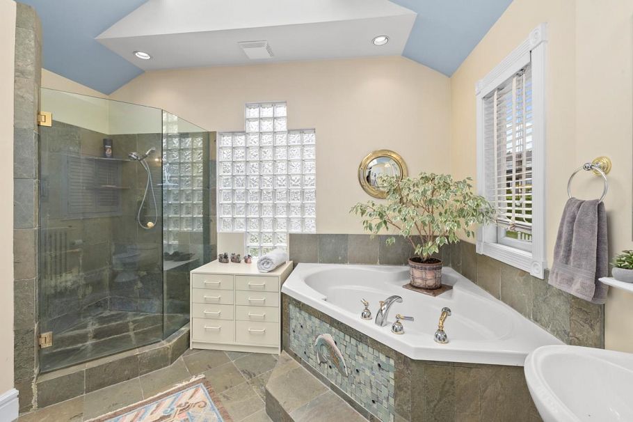 1926 Aspen Avenue Vancouver, BC - 25