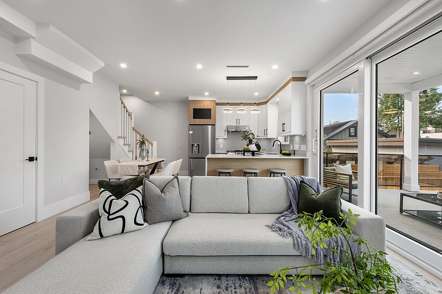 2743 Mcgill Street Vancouver, BC - 4