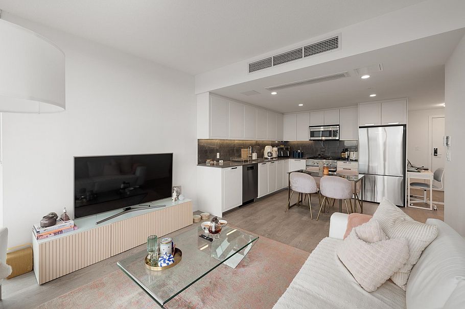 1705 1401 Hunter Street North Vancouver, BC - 12