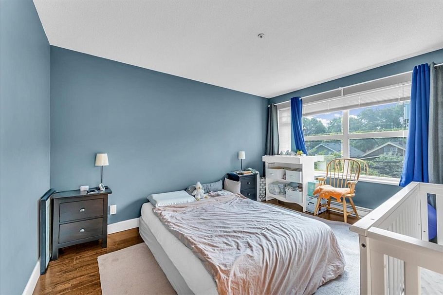 307 876 W 16th Avenue Vancouver, BC - 16