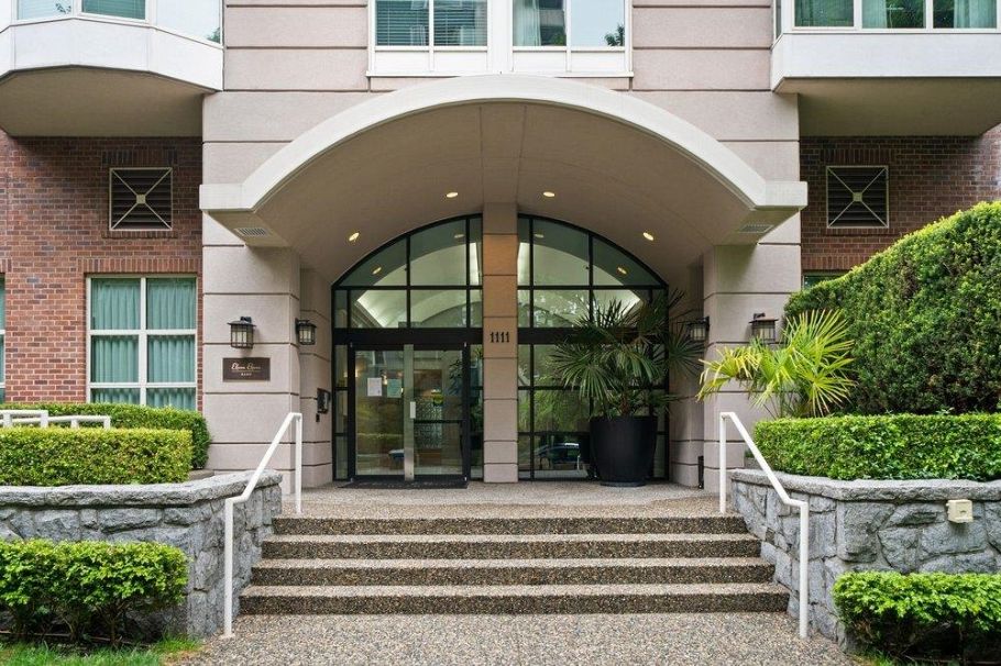 503 1111 Haro Street Vancouver, BC - 1