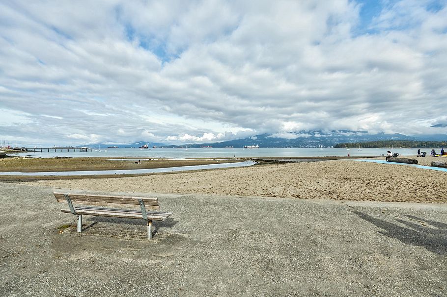 304 1665 Arbutus Street Vancouver, BC - 18