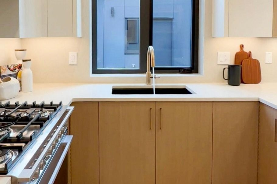 2 356 E 40th Avenue Vancouver, BC - 4