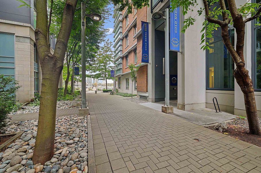 404 181 W 1st Avenue Vancouver, BC - 19