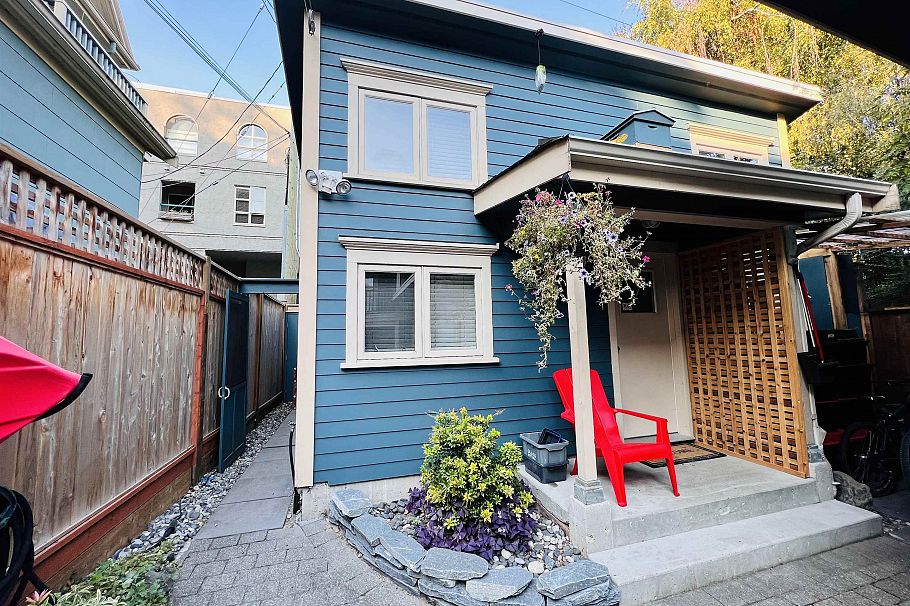 2 709 Keefer Street Vancouver, BC - 35