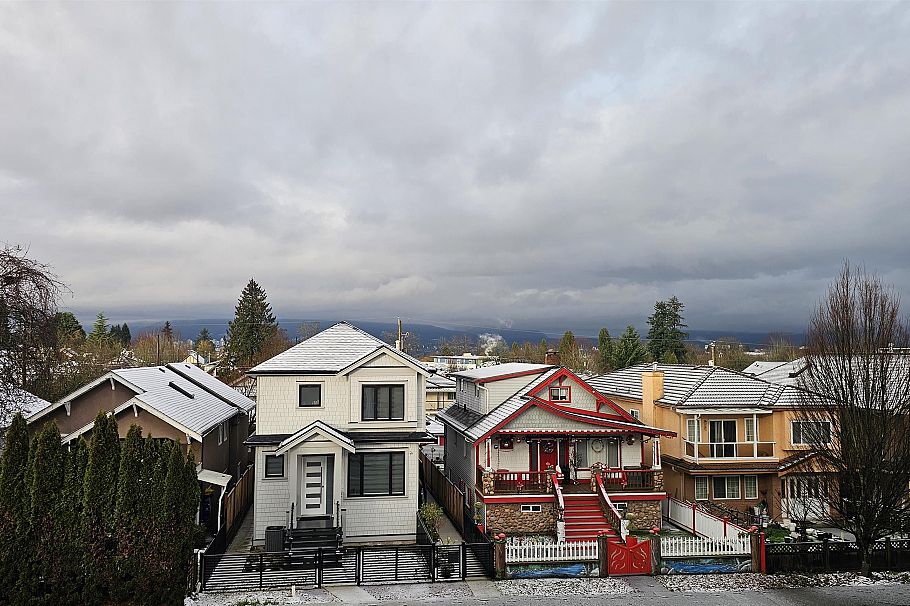 316 2250 E 1st Avenue Vancouver, BC - 32