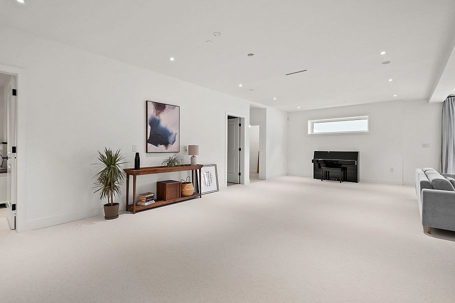 3227 W 35th Avenue Vancouver, BC - 34