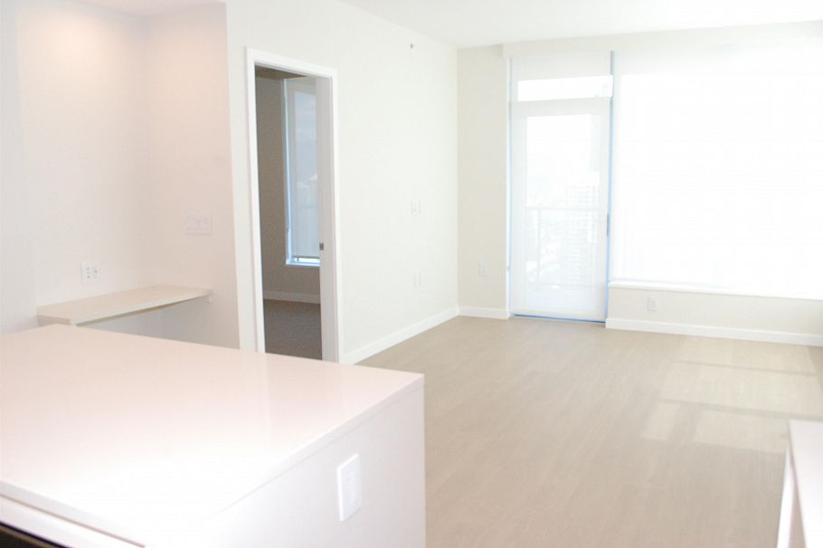 2911 2186 GILMORE AVENUE, Burnaby BC V5C 0N7 Burnaby, BC - 2