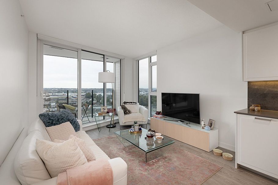 1705 1401 Hunter Street North Vancouver, BC - 11