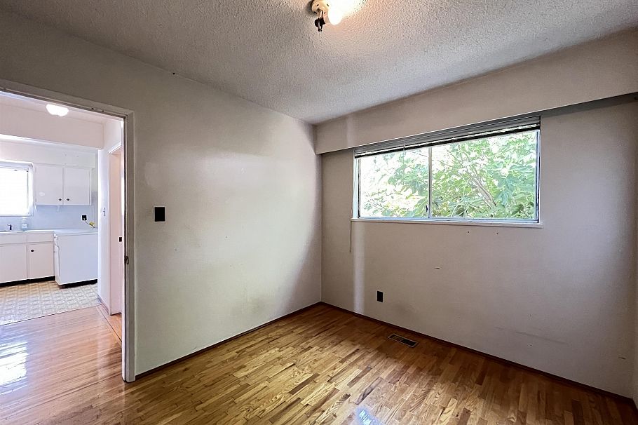 235 E 62nd Avenue Vancouver, BC - 13