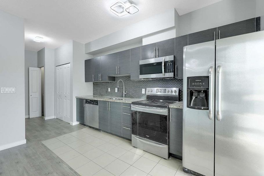 212 2239 Kingsway Way Vancouver, BC - 3