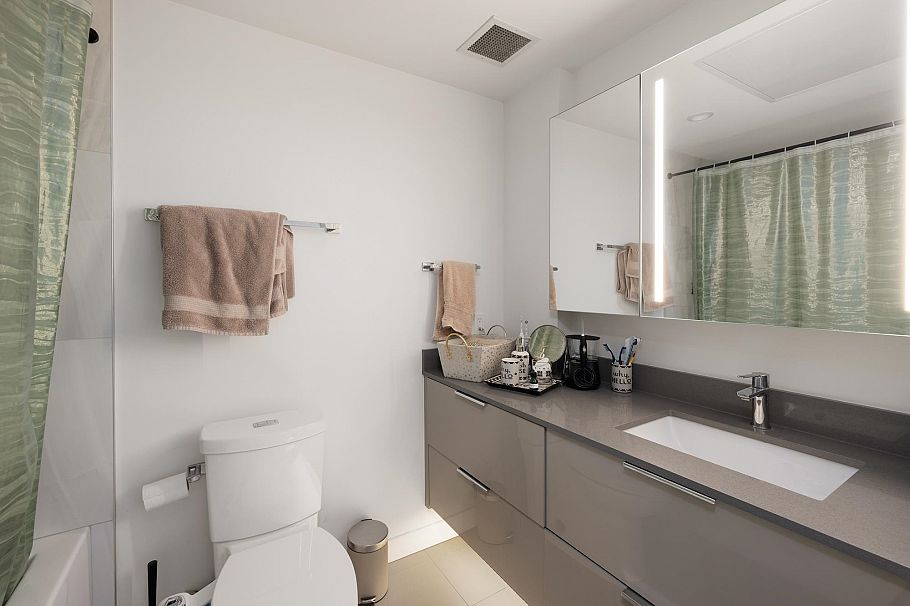 1705 1401 Hunter Street North Vancouver, BC - 25