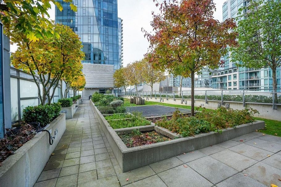 205 1477 WEST PENDER STREET, Vancouver BC V6G 2S3 Vancouver, BC - 35