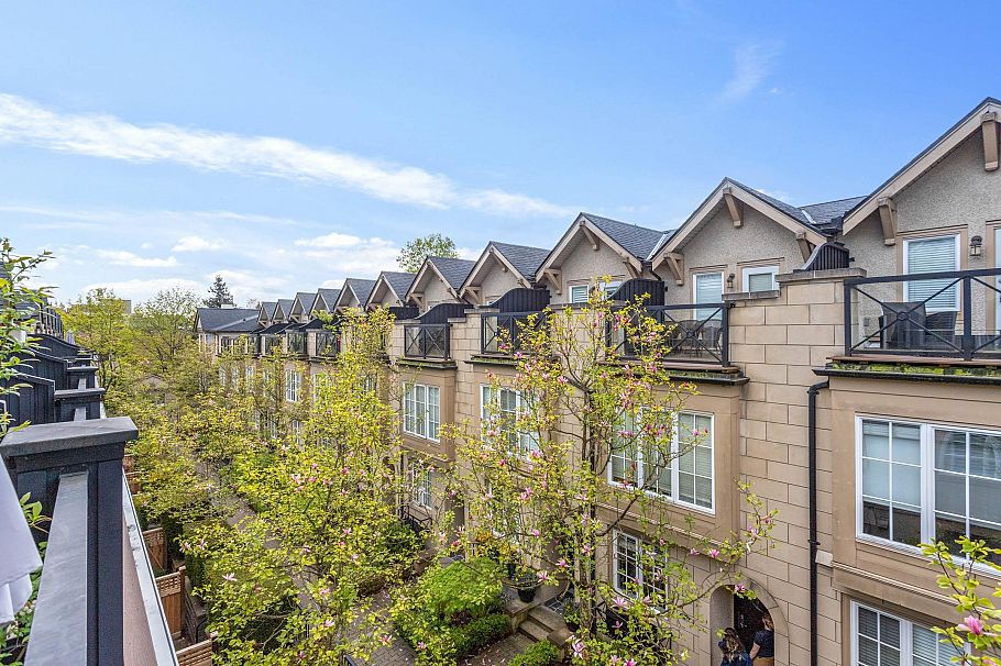 930 W 13th Avenue Vancouver, BC - 18