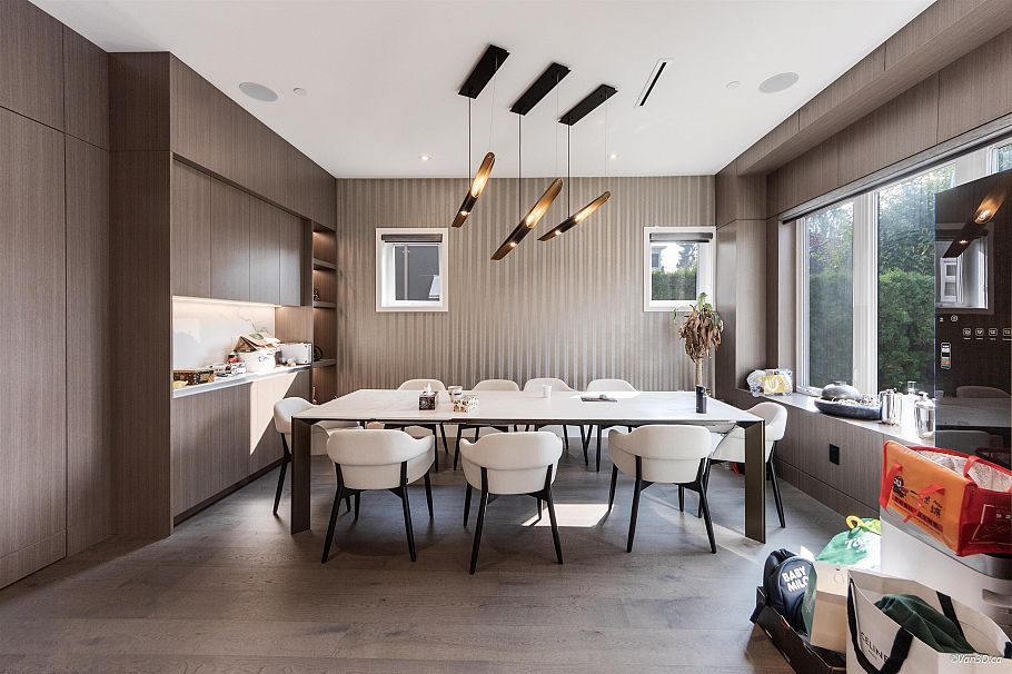 1041 W 53rd Avenue Vancouver, BC - 3