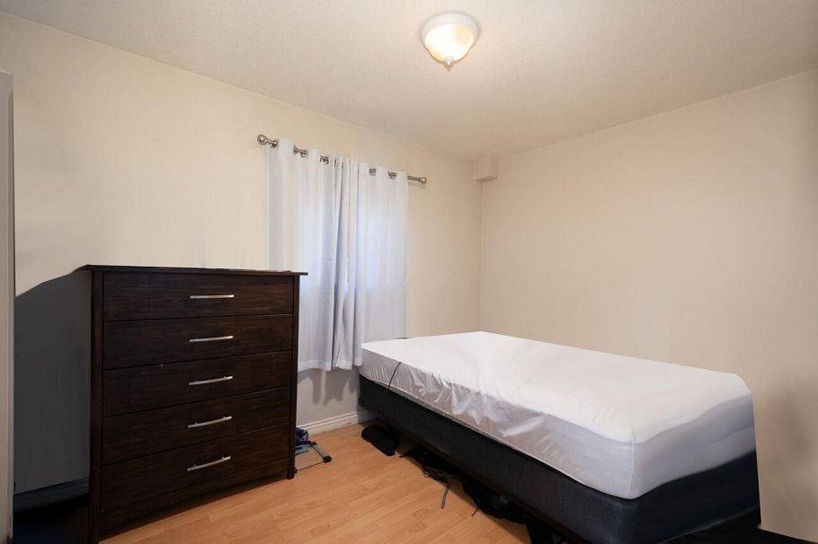 2870 Mcgill Street Vancouver, BC - 16