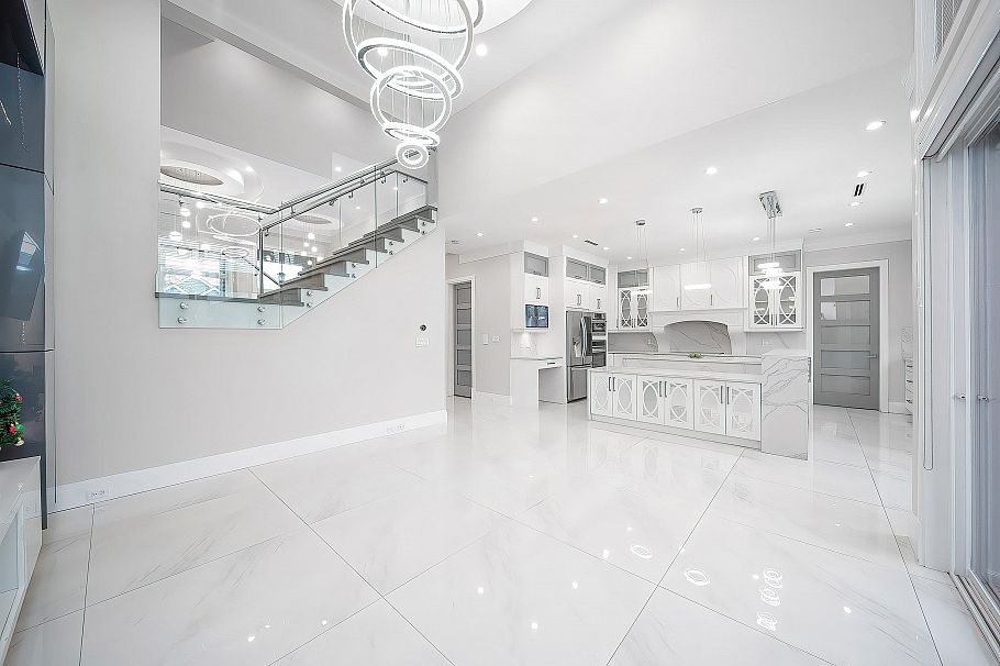 9631 Patterson Road Richmond, BC - 11