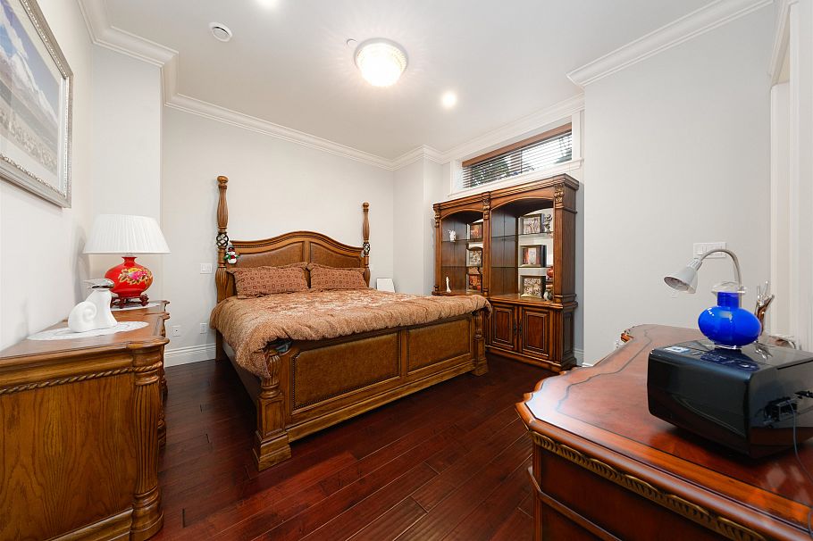 2769 W 49th Avenue Vancouver, BC - 39