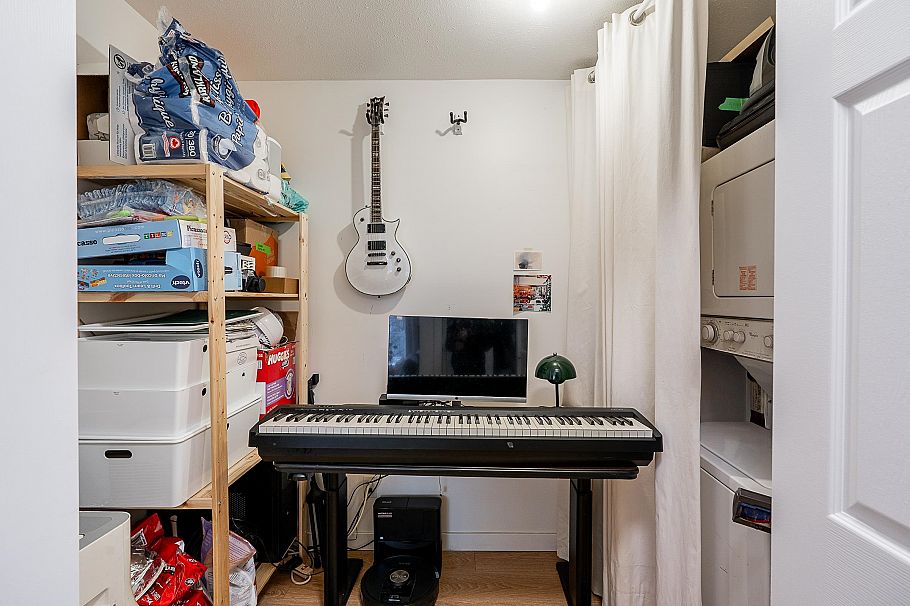 407 3 N Garden Drive Vancouver, BC - 14